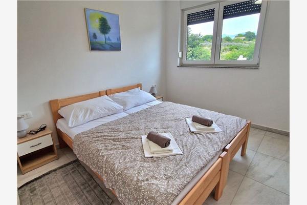 Apartment A2, for 6 persons