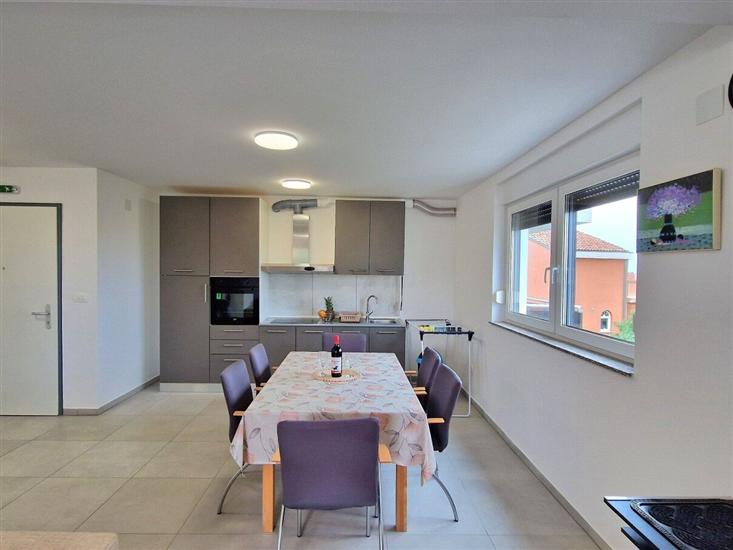 Apartment A2, for 6 persons