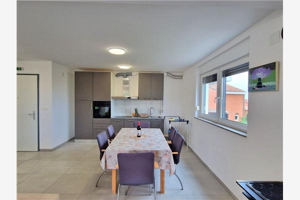 Apartment A2, for 6 persons