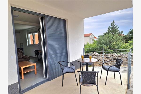 Apartment A1, for 6 persons