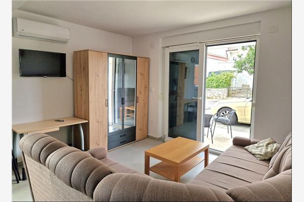 Apartment A1, for 6 persons