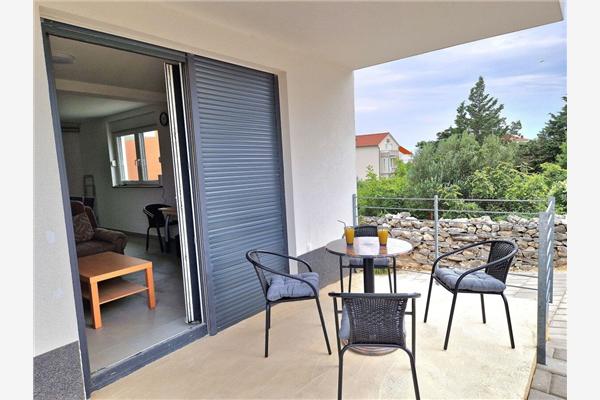 Apartment A1, for 6 persons