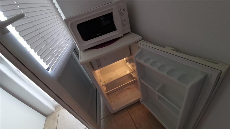 Room S1, for 2 persons