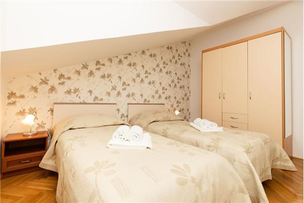 Apartment A1, for 4 persons