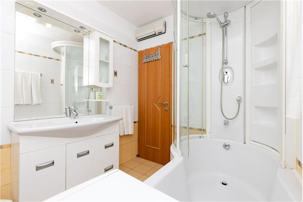 Apartment A2, for 4 persons