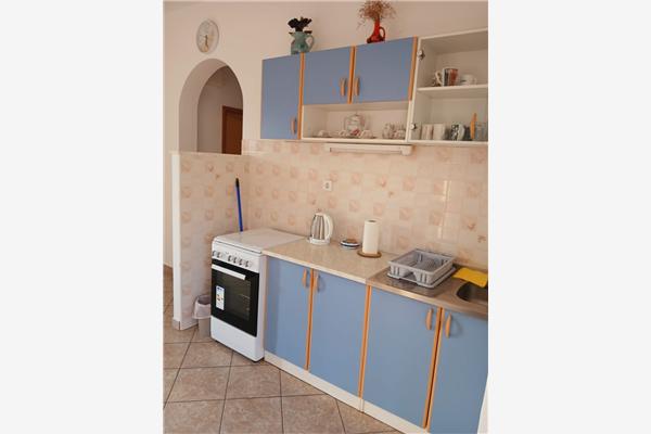 Apartment A1, for 5 persons