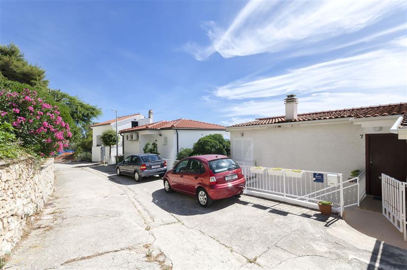 Apartment Zamalin SeaView