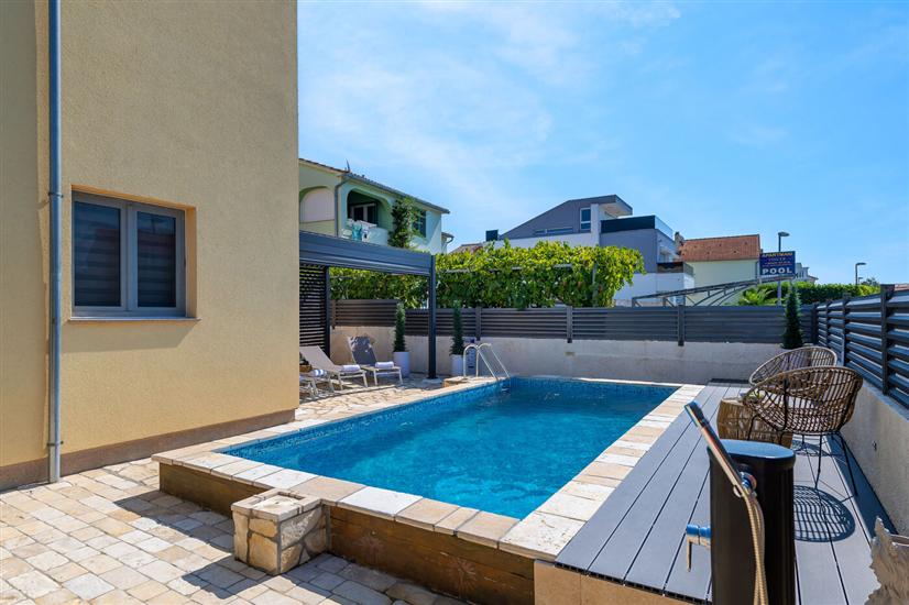 Apartment Dora family only