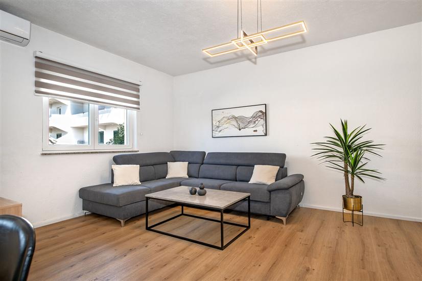 Apartment A1, for 6 persons