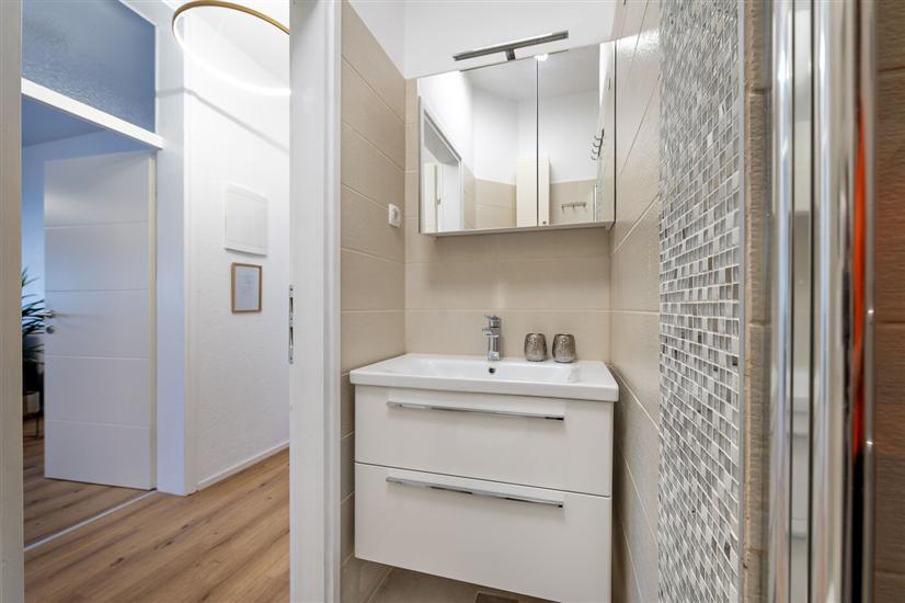 Apartment A1, for 6 persons