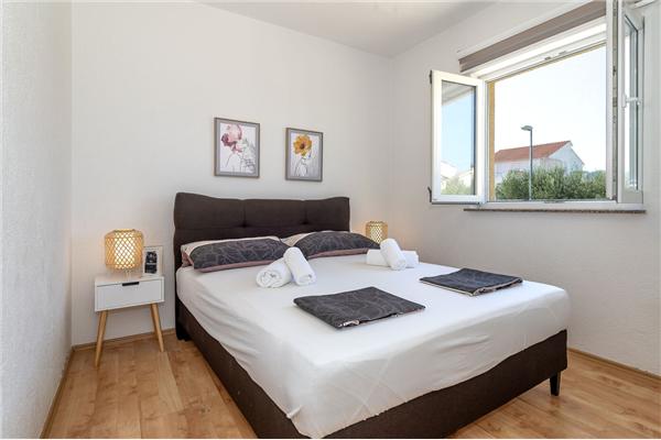 Apartment A1, for 6 persons