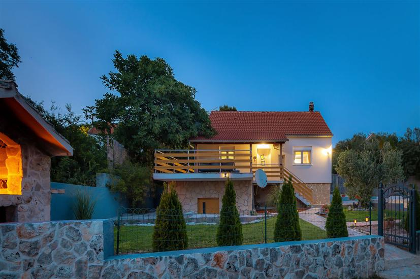 Villa Manda Adriatic heated pool
