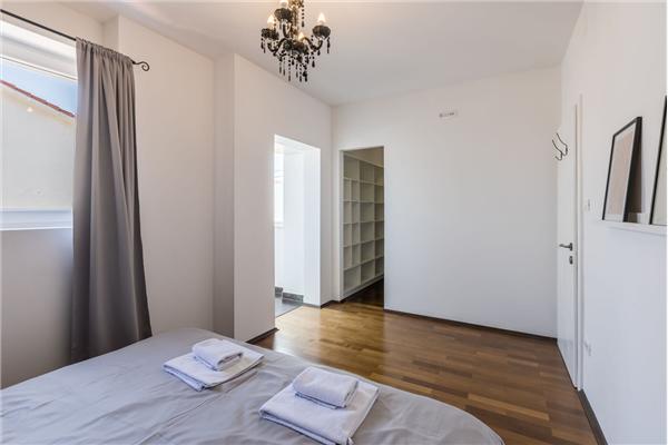 Apartment A1, for 5 persons
