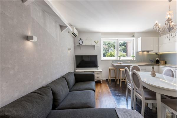 Apartment A1, for 5 persons