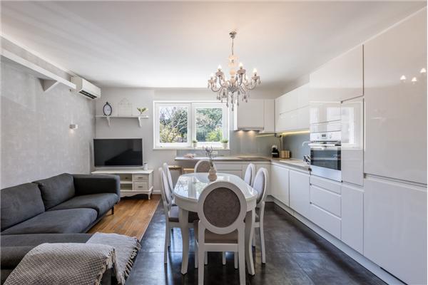 Apartment A1, for 5 persons