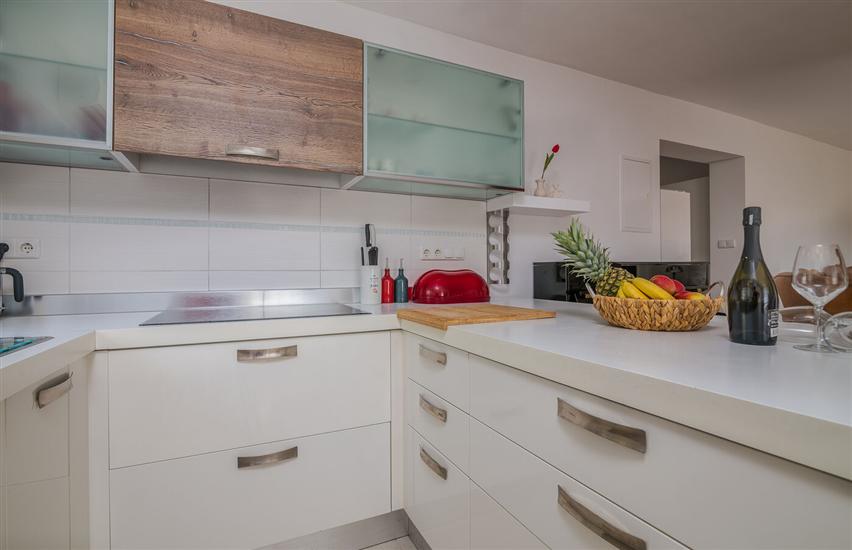 Apartment A1, for 5 persons