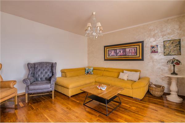 Apartment A1, for 5 persons