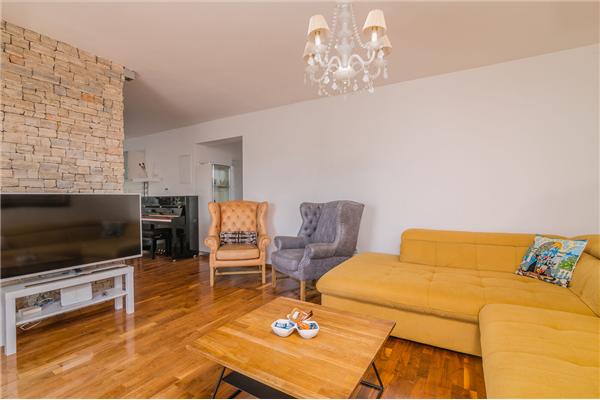 Apartment A1, for 5 persons