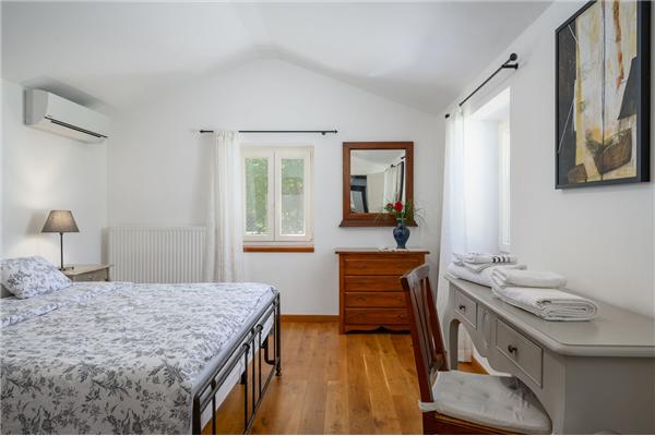 House K1, for 8 persons