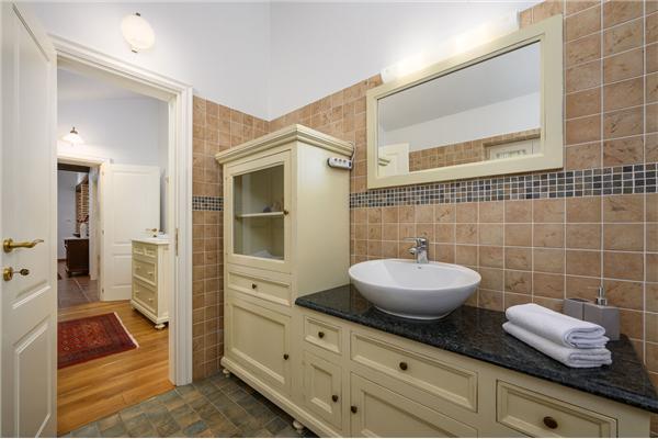 House K1, for 8 persons