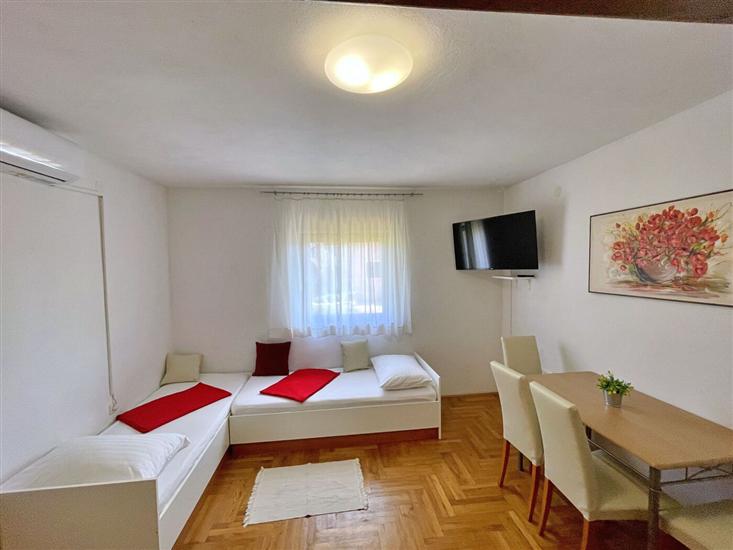 Apartment A1, for 4 persons