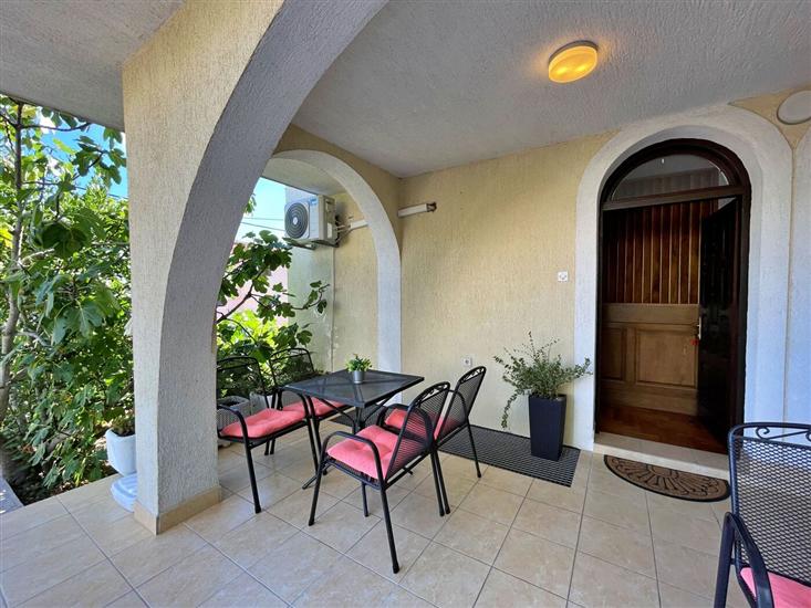 Apartment A1, for 4 persons