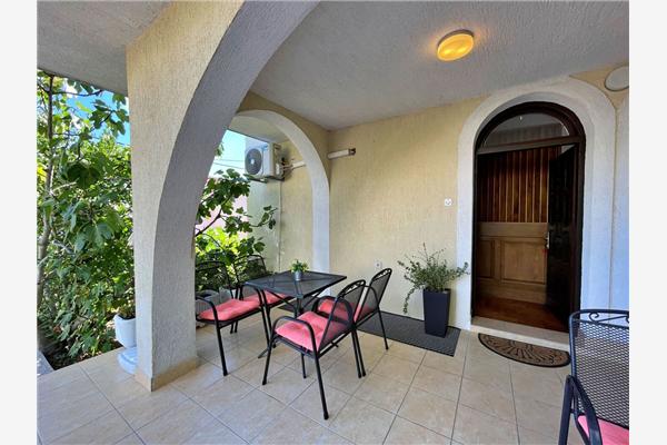 Apartment A1, for 4 persons