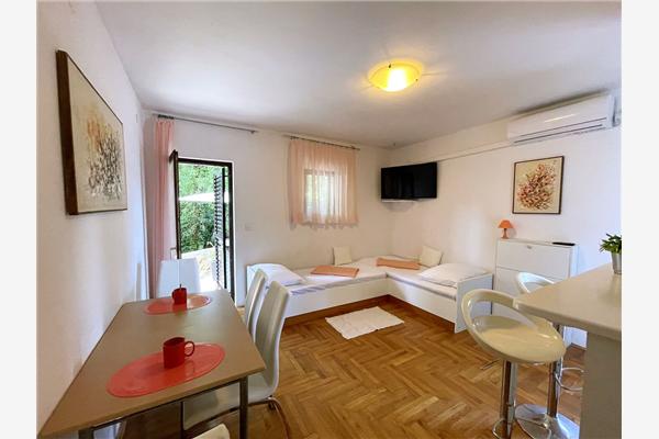 Apartment A2, for 4 persons