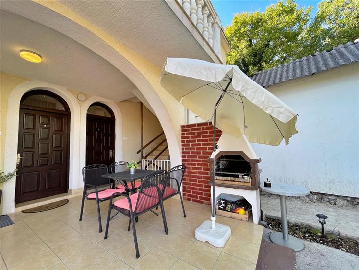 Apartment A2, for 4 persons