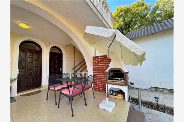 Apartment A2, for 4 persons