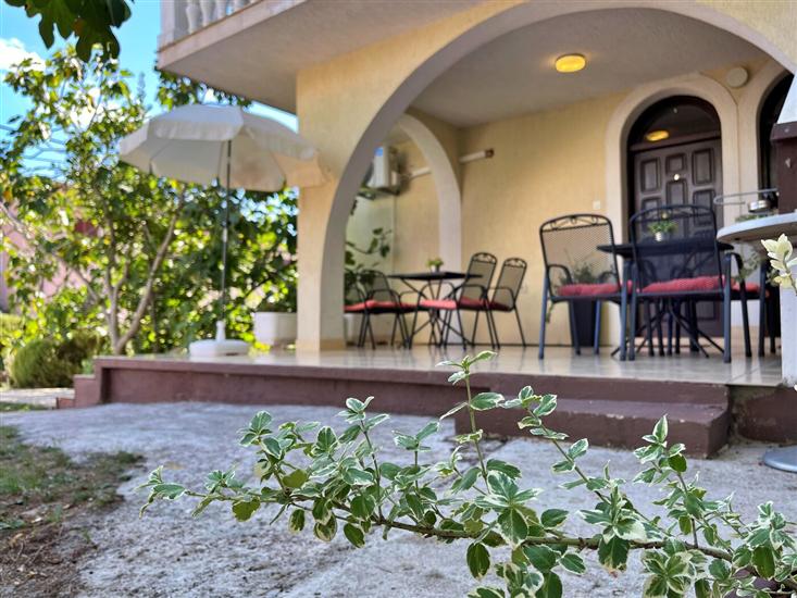 Apartment A2, for 4 persons