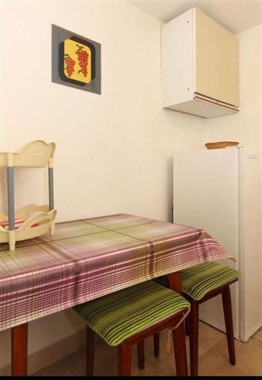 Apartment A5, for 5 persons