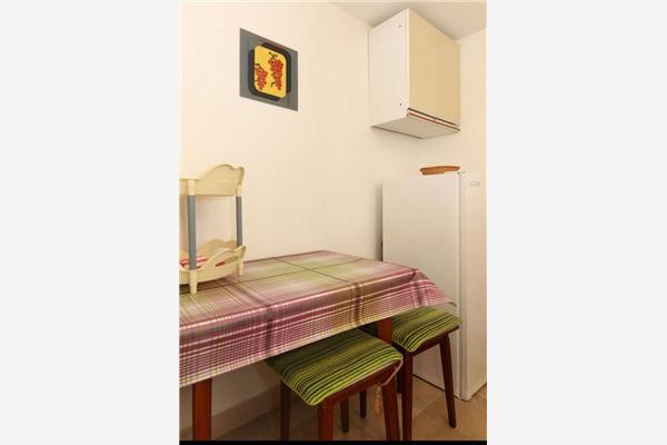 Apartment A5, for 5 persons