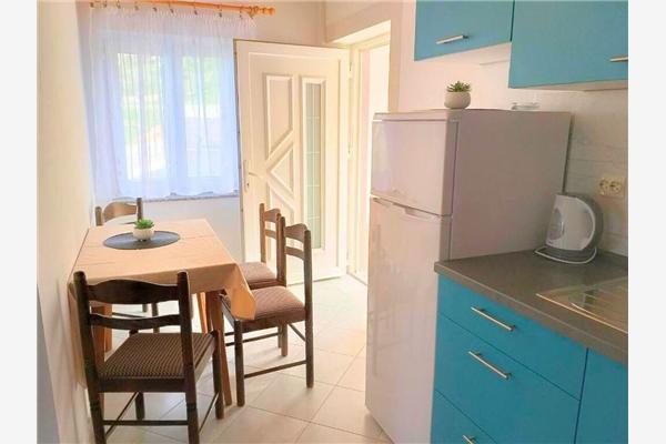 Apartment A2, for 4 persons