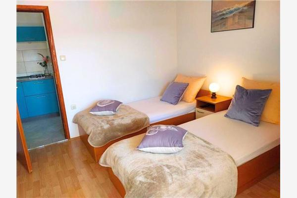 Apartment A2, for 4 persons