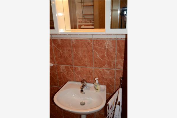 Apartman A2, na 5 osebe