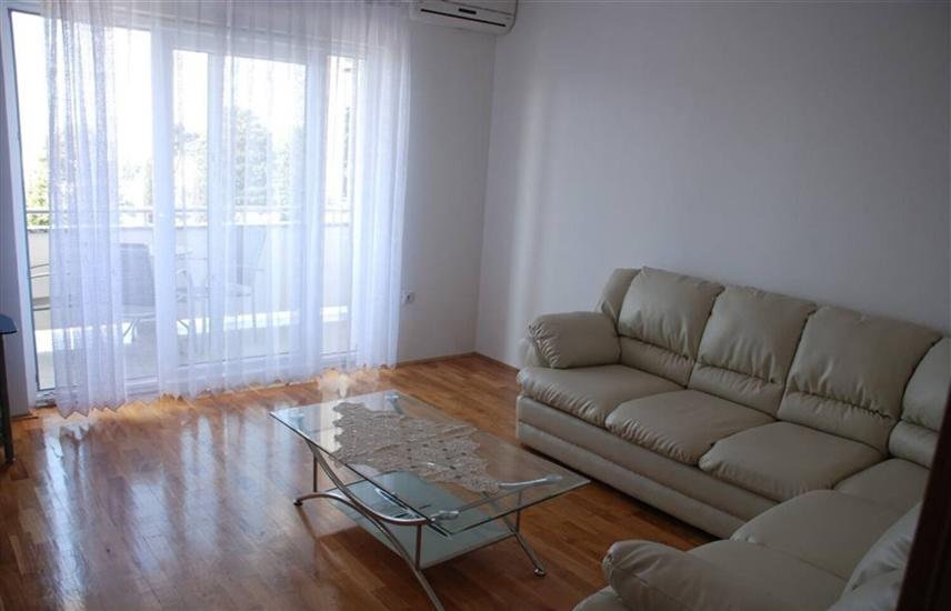 Apartment A4, for 5 persons