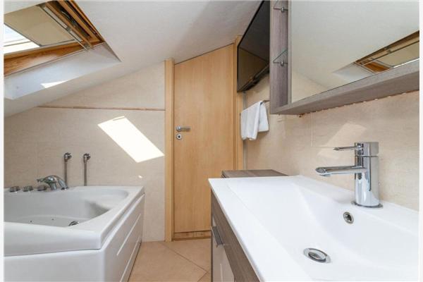 House K1, for 7 persons