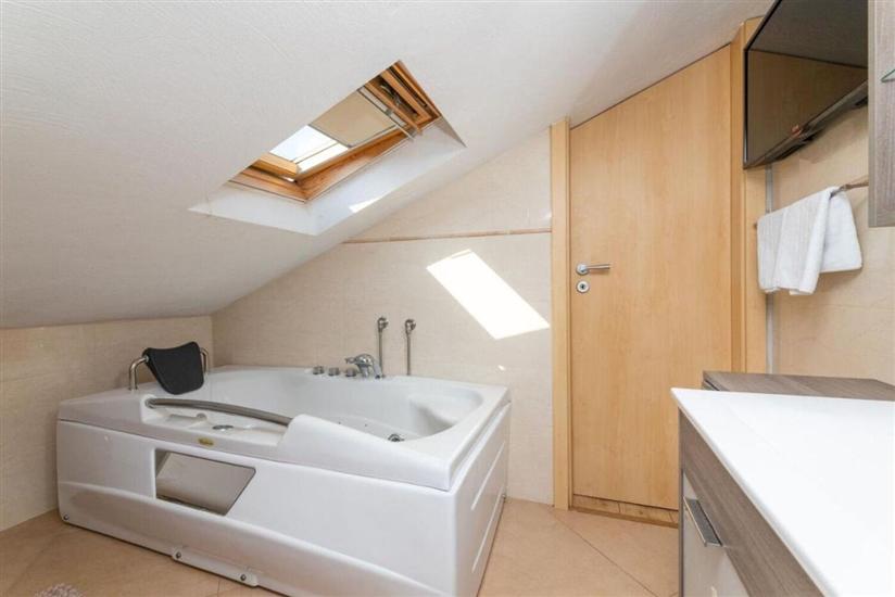 House K1, for 7 persons