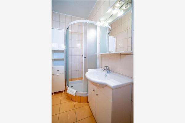 Apartment A2, for 6 persons