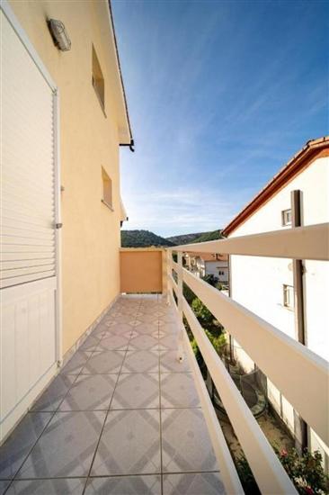 Apartment A3, for 5 persons