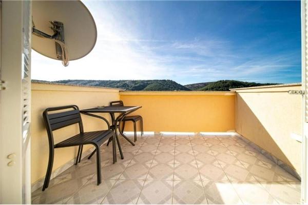 Apartment A3, for 5 persons