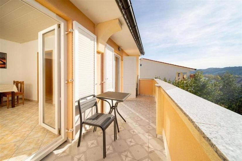 Apartment A4, for 5 persons