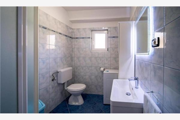 Apartment A4, for 5 persons