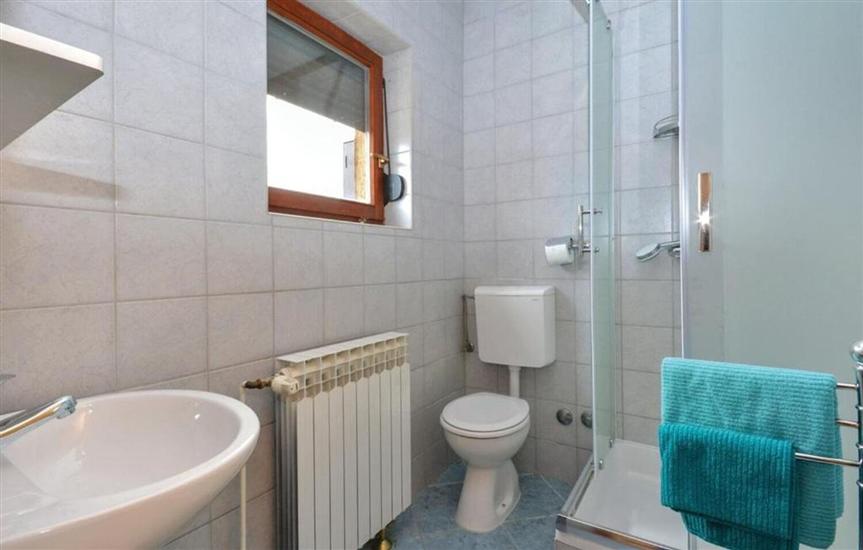 Room S3, for 2 persons