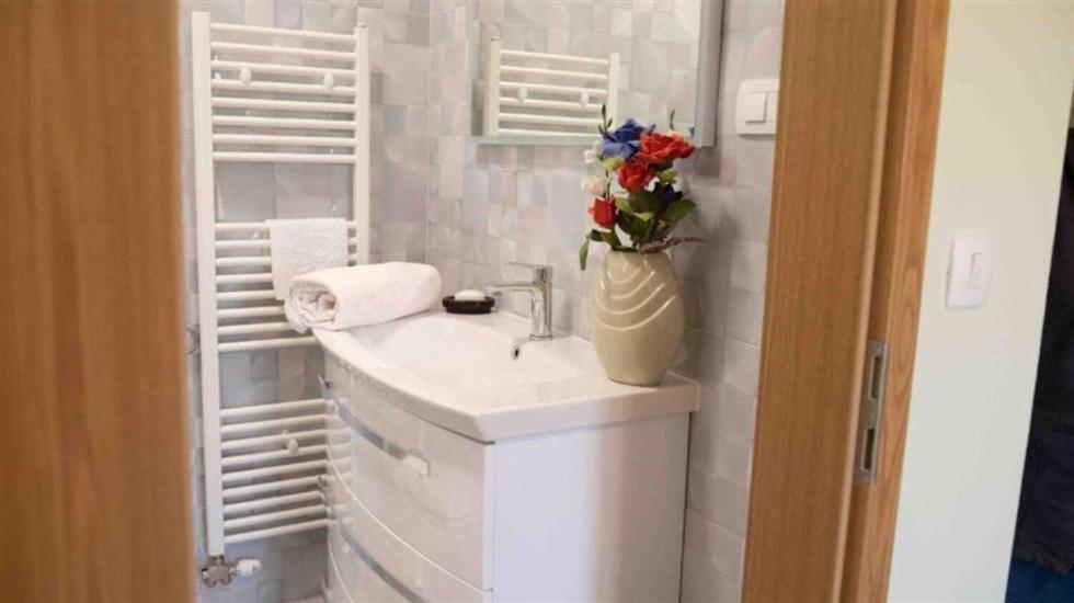 House K1, for 10 persons