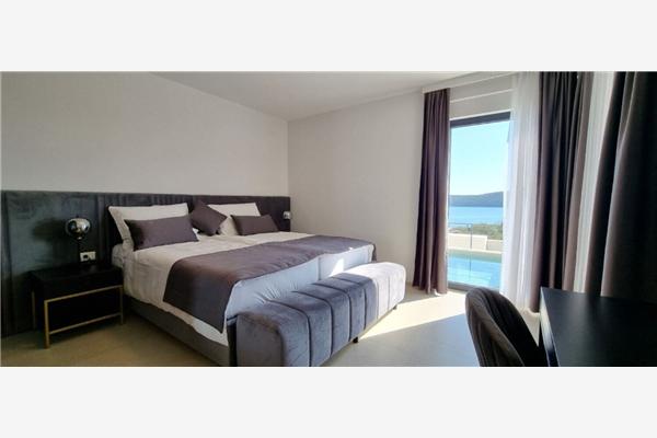 Apartment A2, for 6 persons