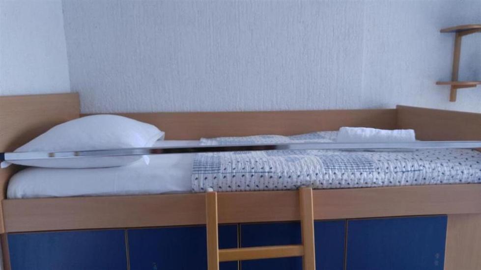 Apartment A1, for 6 persons