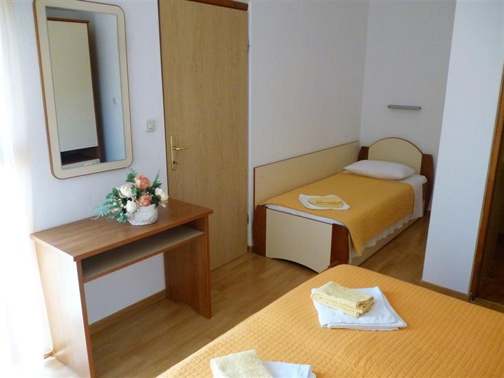 Apartment A2, for 3 persons