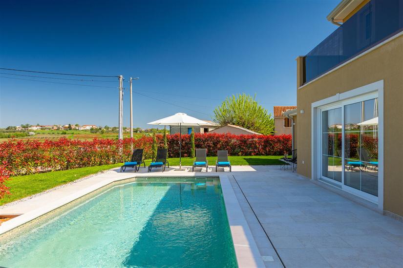 Villa Marilena s bazenom